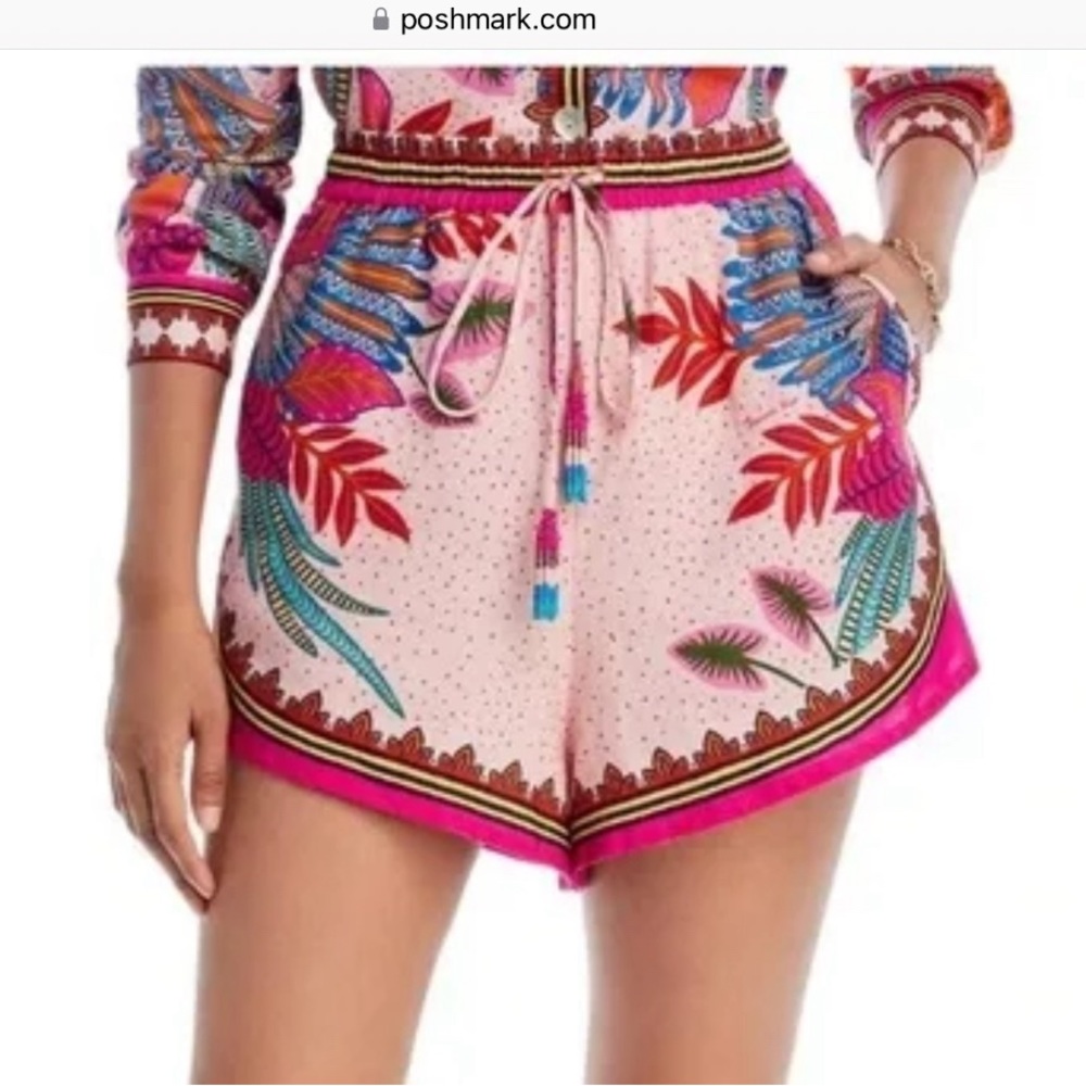 FARM Rio MACAW SHORTS Size S NWOT